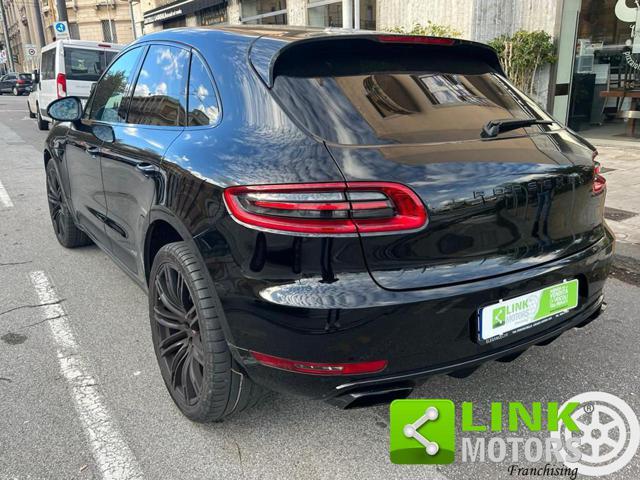 PORSCHE Macan 2.0