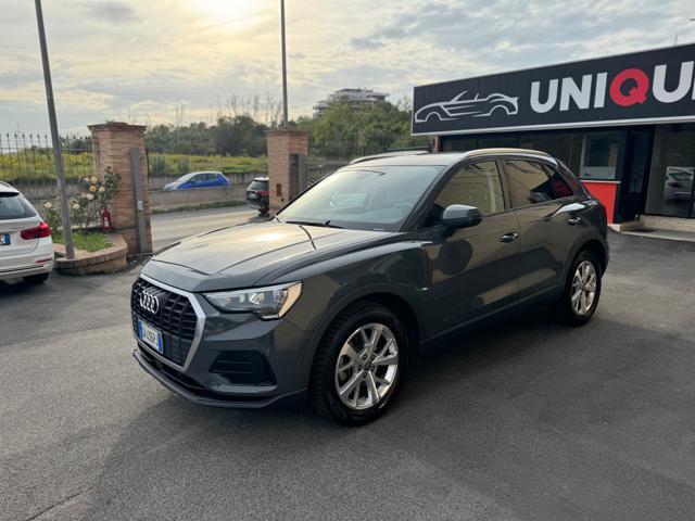 AUDI Q3 35 TDI S tronic Business Advanced