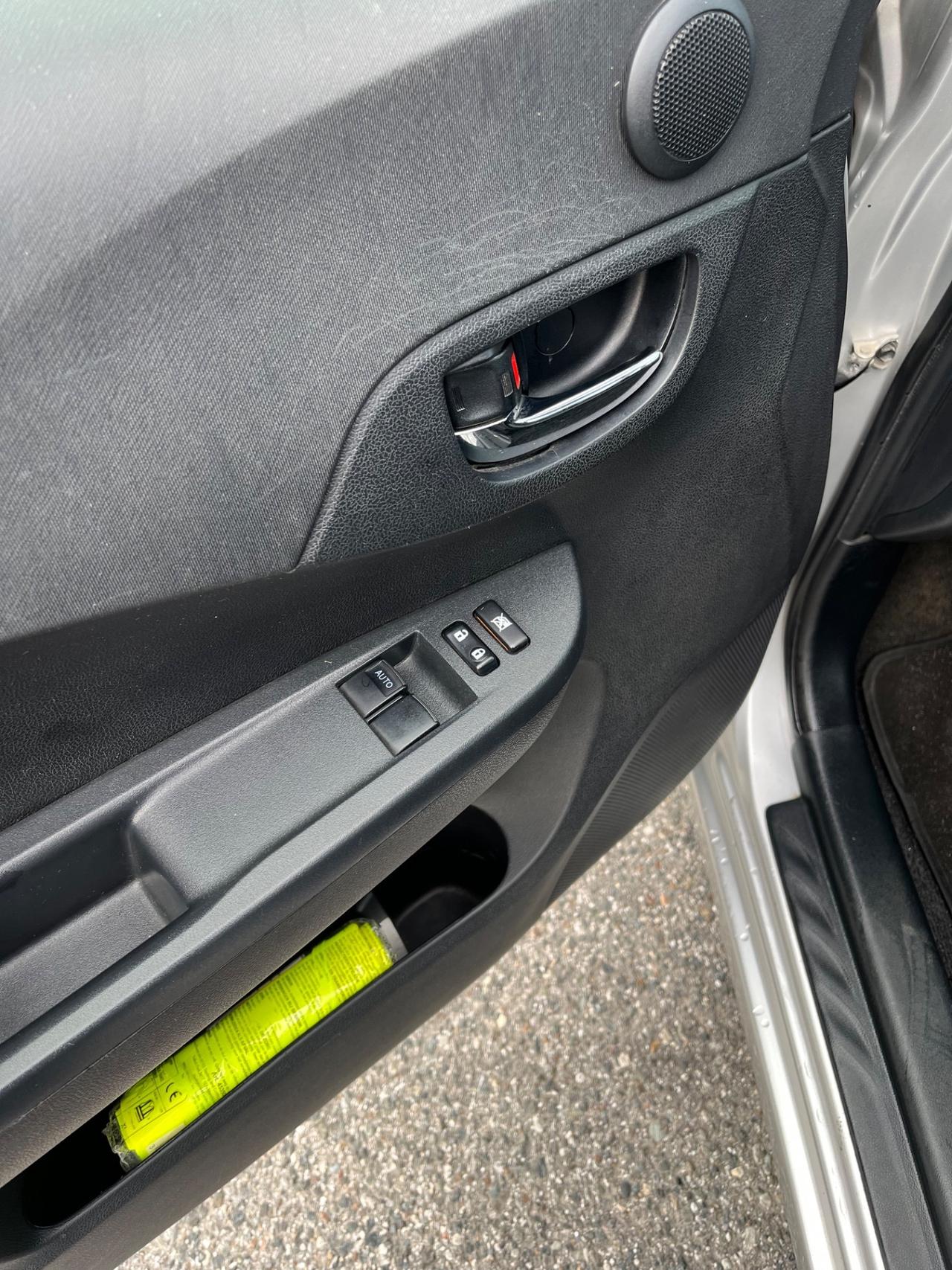 Toyota Verso-S 1.3 MT Active