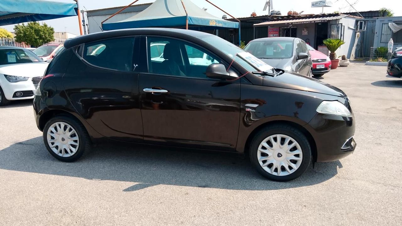 Lancia Ypsilon 1.2 BENZINA