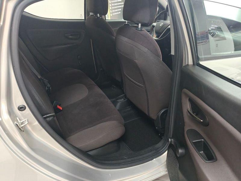 Lancia Ypsilon Ypsilon 1.2 69 CV 5 porte GPL TETTO APRIBILE