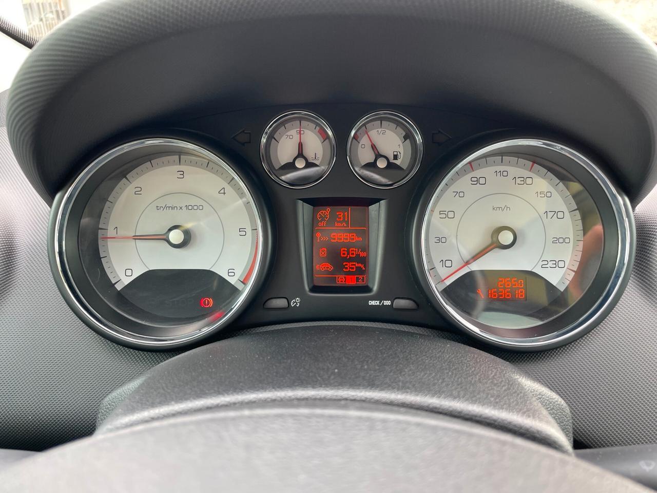 Peugeot 308 1.6 HDi 110CV SW Ciel Premium