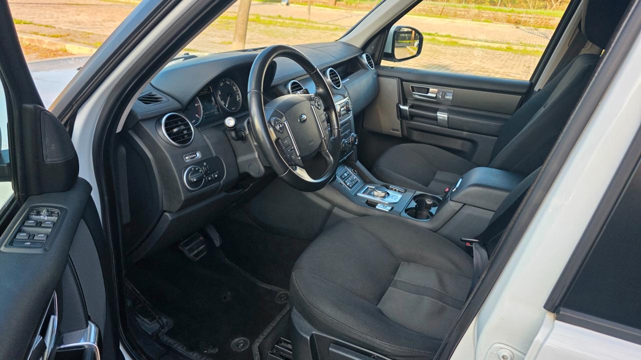 Land Rover Discovery 4 3.0 SDV6 249CV SE