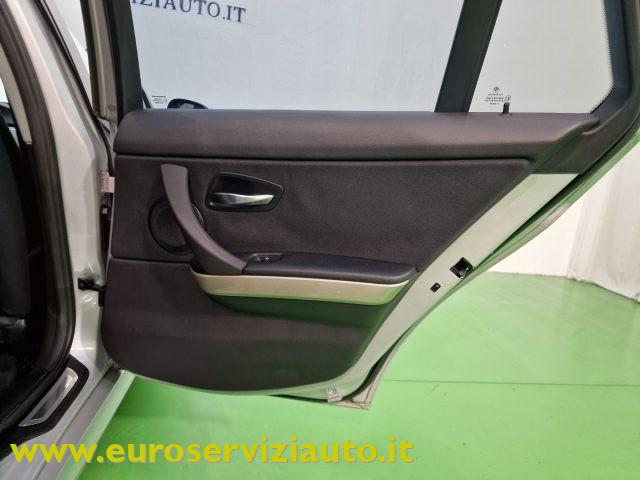 BMW 320 d cat xDrive Touring Attiva