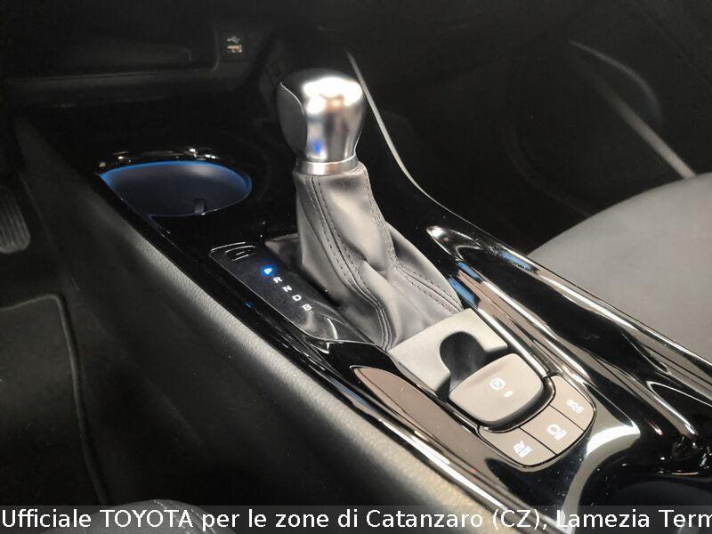 Toyota C-HR C-HR 1.8 Hybrid E-CVT Trend
