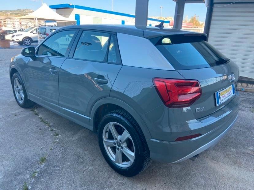 Audi Q2 30 TDI S tronic Admired 1.6 CAMBIO F1 2018