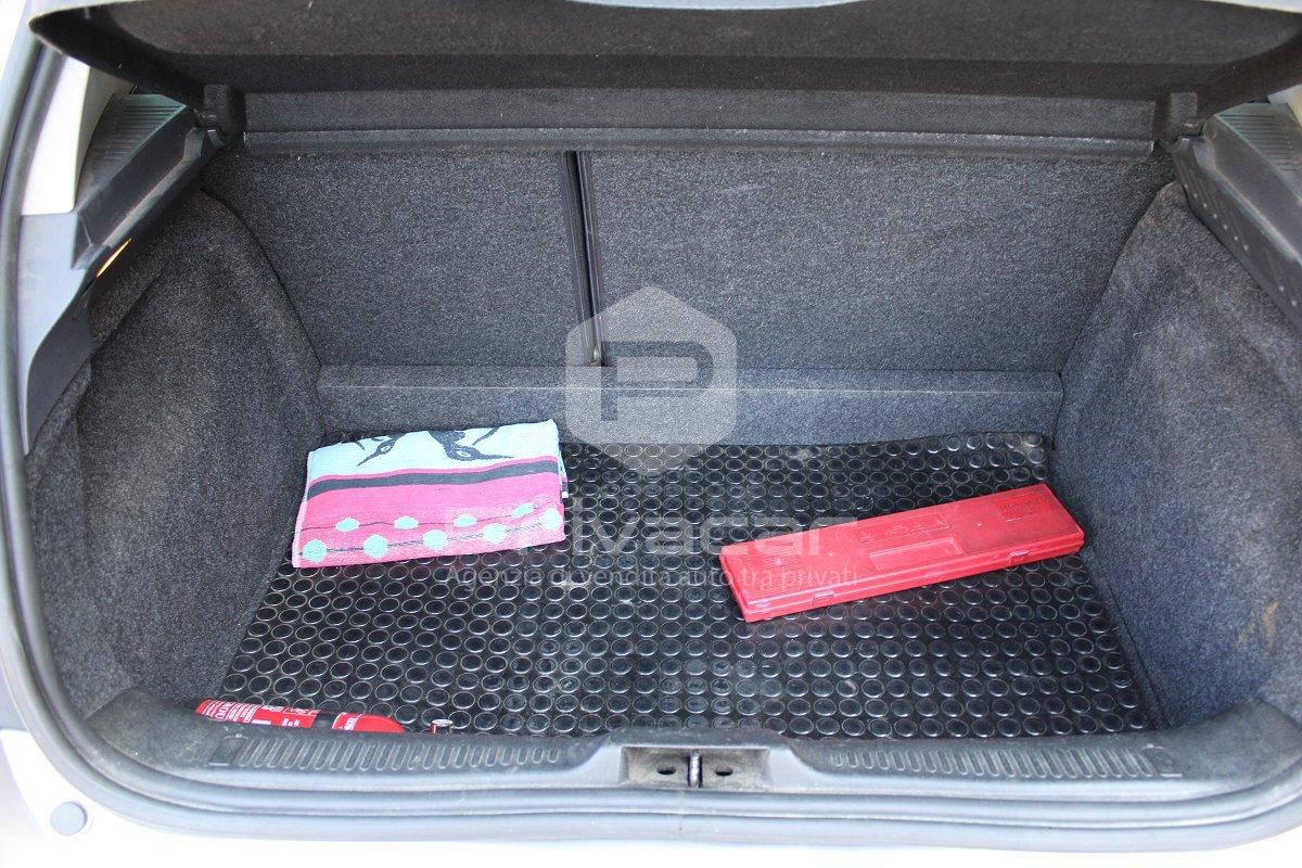 RENAULT Clio 2.0 16V 200CV 3 porte RS
