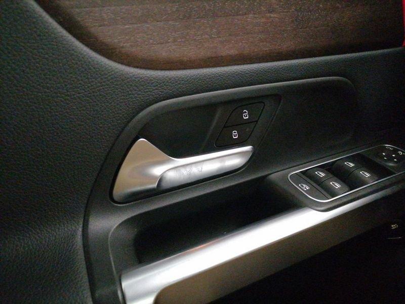 Mercedes-Benz GLB 180 d Edition1 auto
