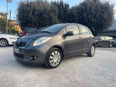 TOYOTA YARIS - UNICO PROPRIETARIO - NAVI