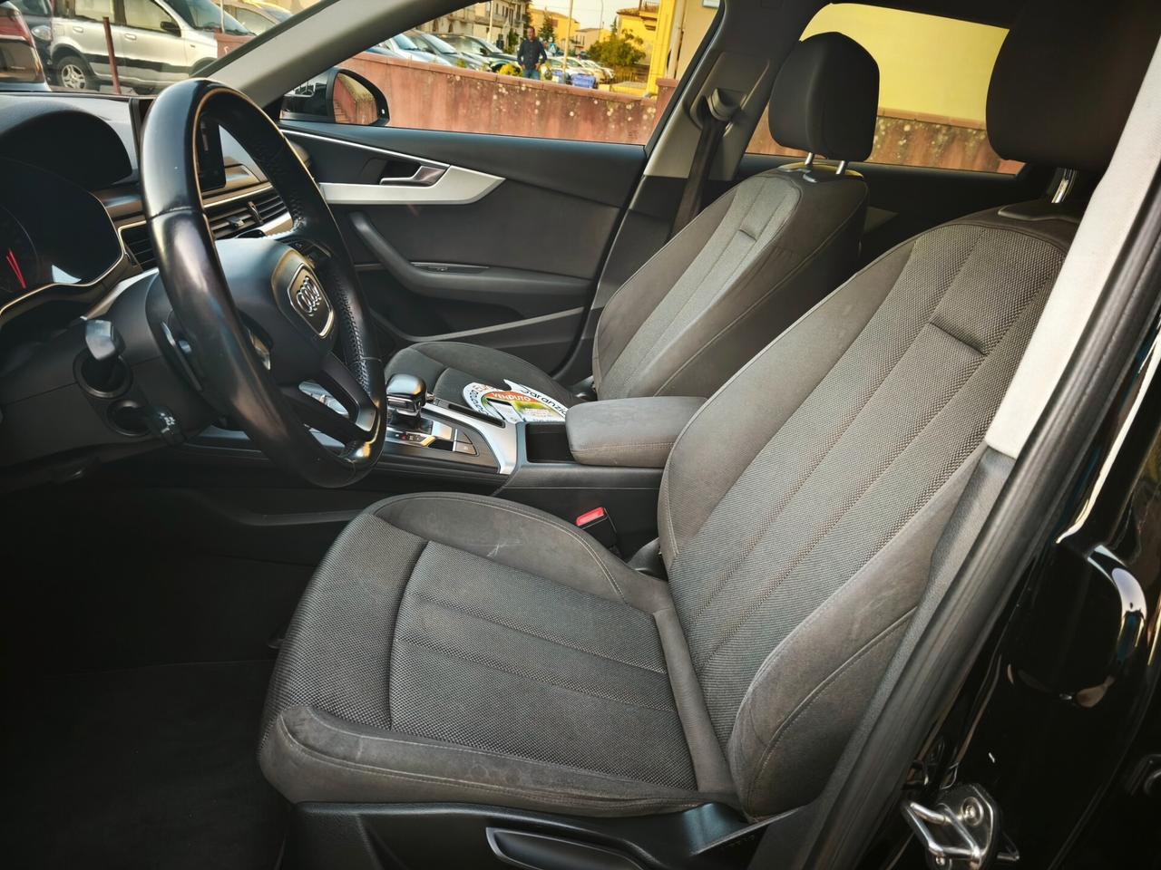 Audi A4 Avant 2.0 tdi 150 CV S-tr Distr fatta