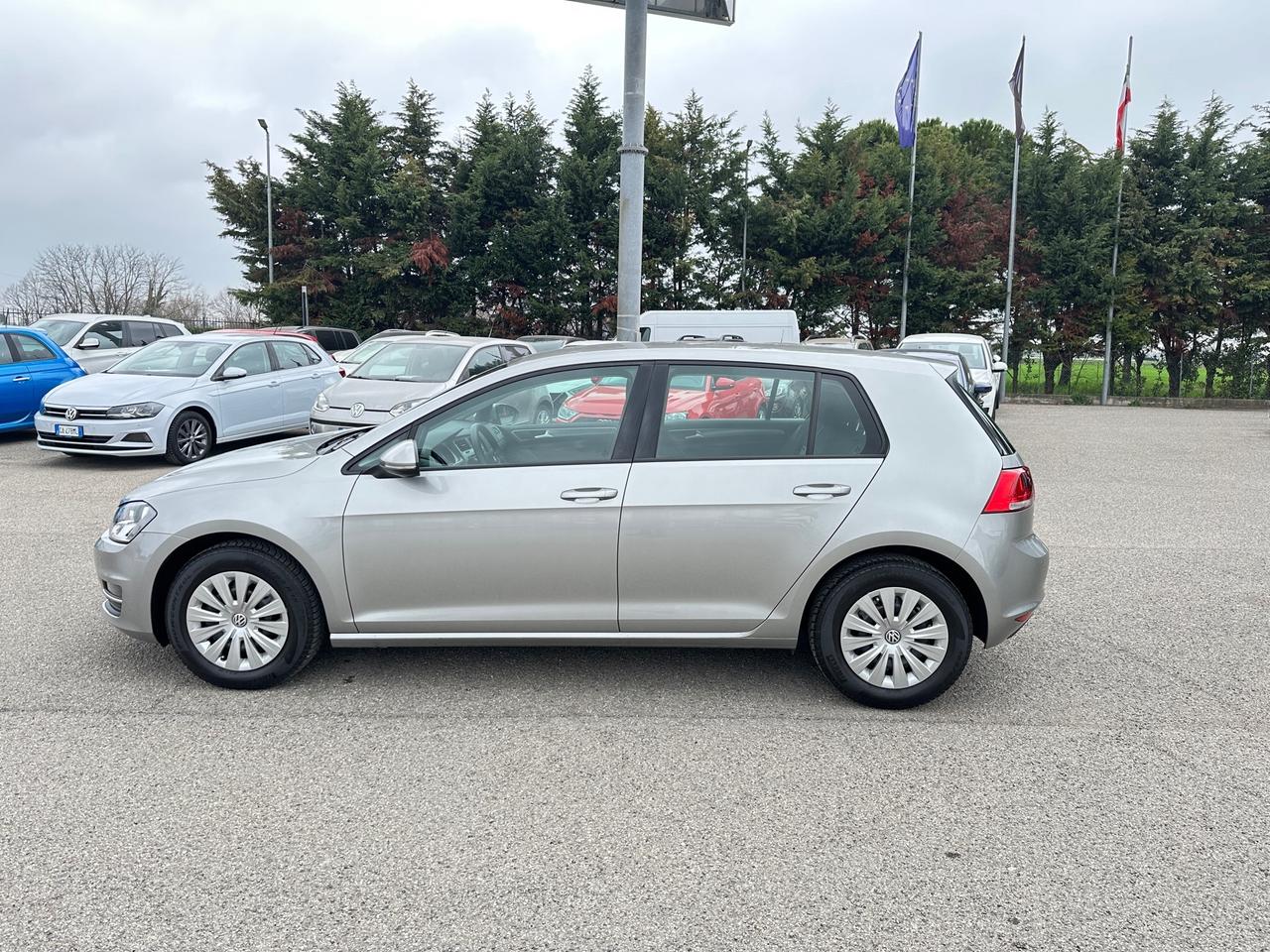 Volkswagen Golf Business 1.6 TDI BlueMotion Technology 35.000KM - 2015