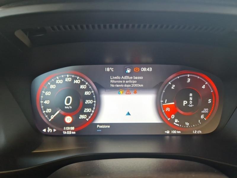VOLVO XC40 D3 GEARTRONIC BUSINESS SUV