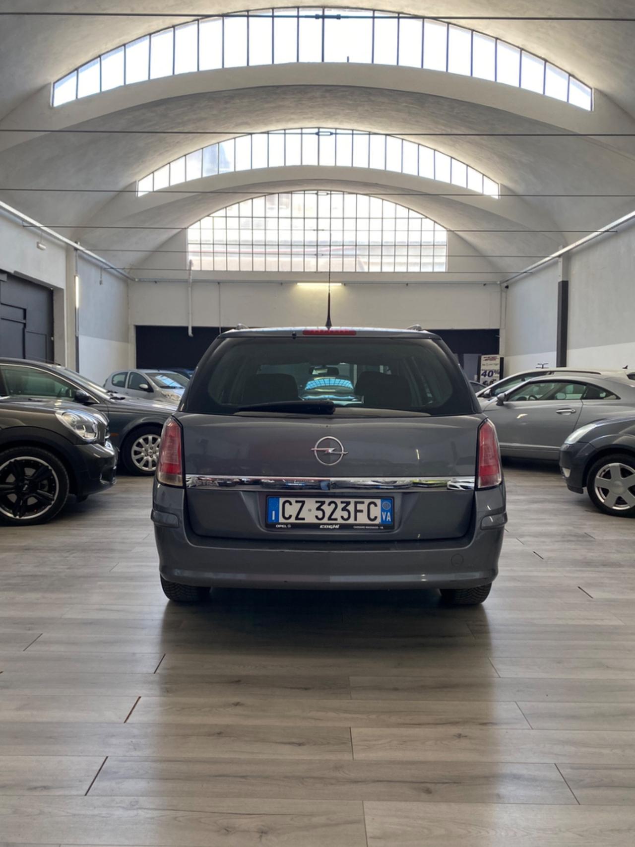 Opel Astra 1.4 16V Twinport Station Wagon Enjoy