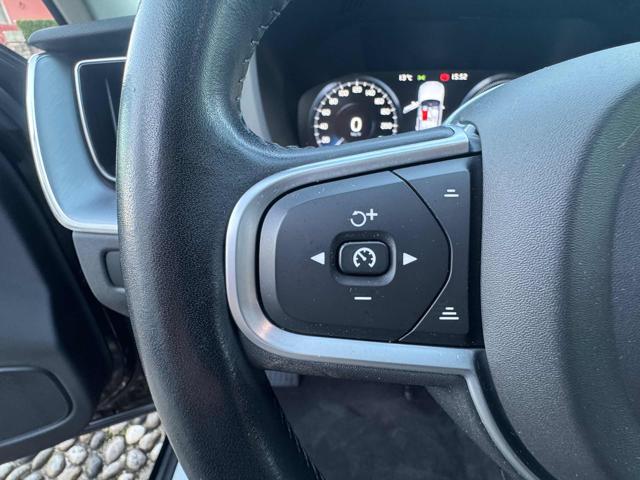 VOLVO XC60 T6 Recharge Plug-in Hybrid AWD