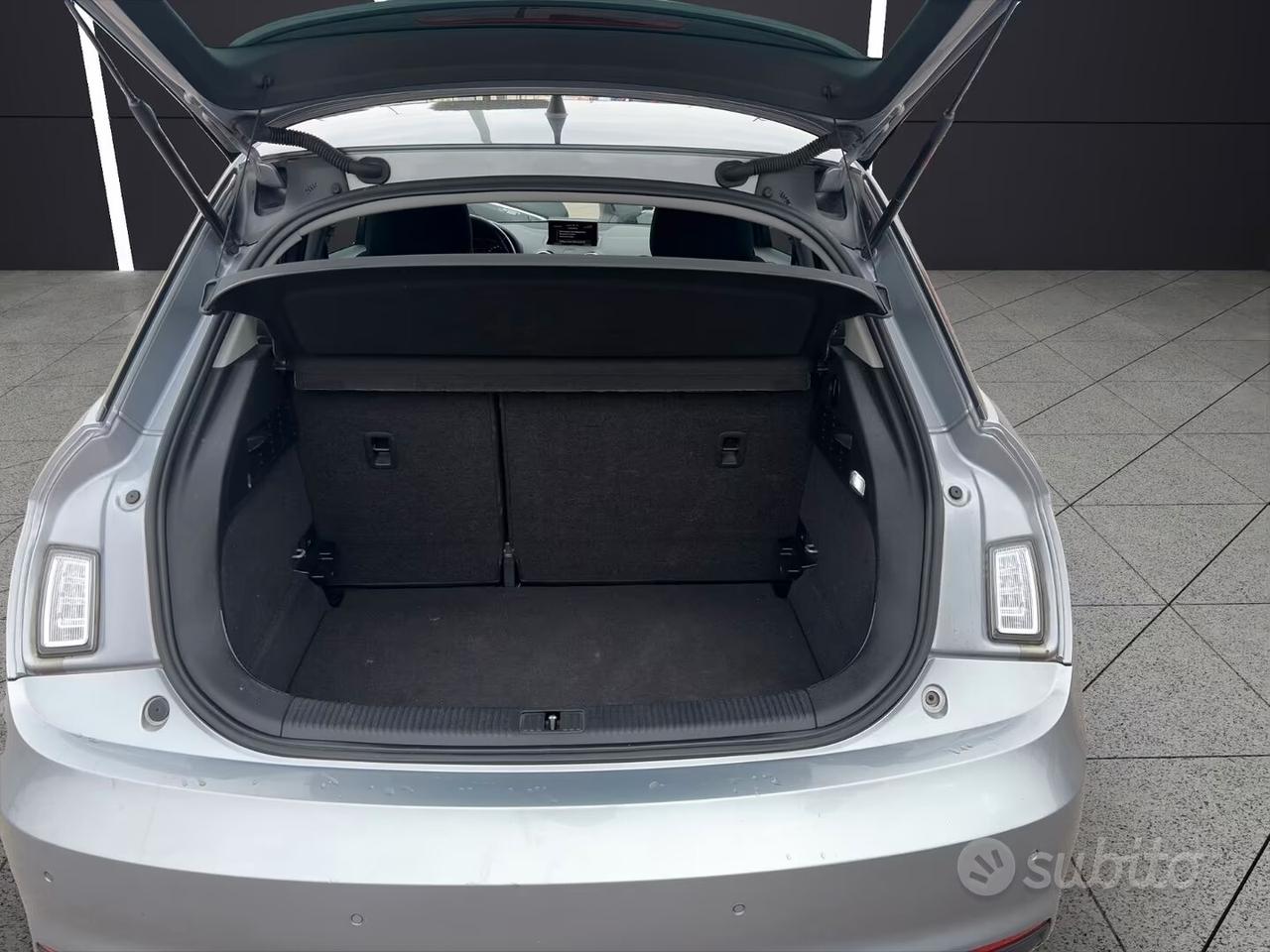 Audi A1 1.6 TDI 116 CV S-Line FARI Led