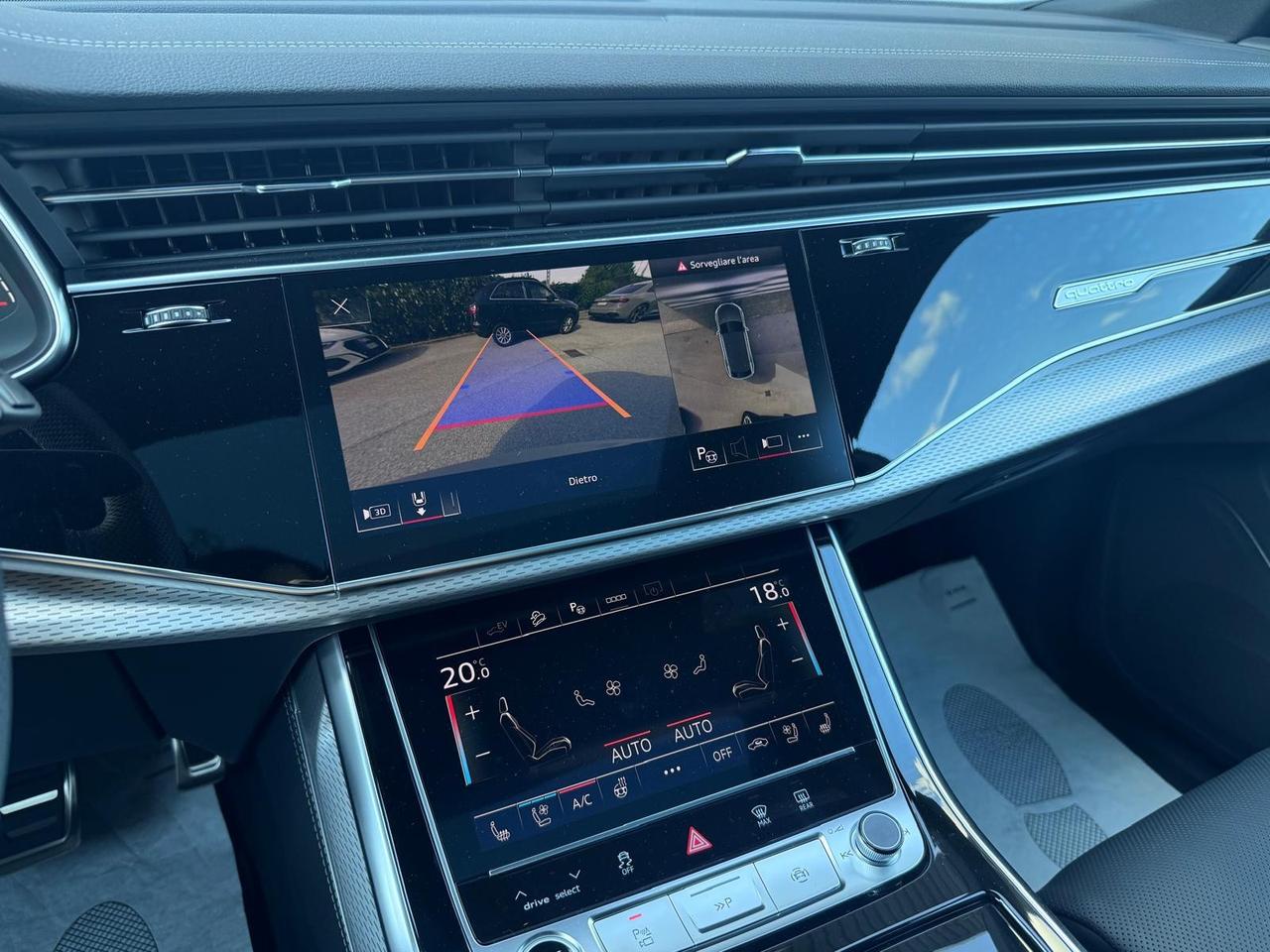 AUDI Q8 55 TFSIe TIPTRONIC QUATTRO S-LINE EDITION