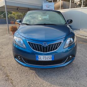 Lancia Ypsilon 1.0 Bz 70 Cv Hybrid Gold