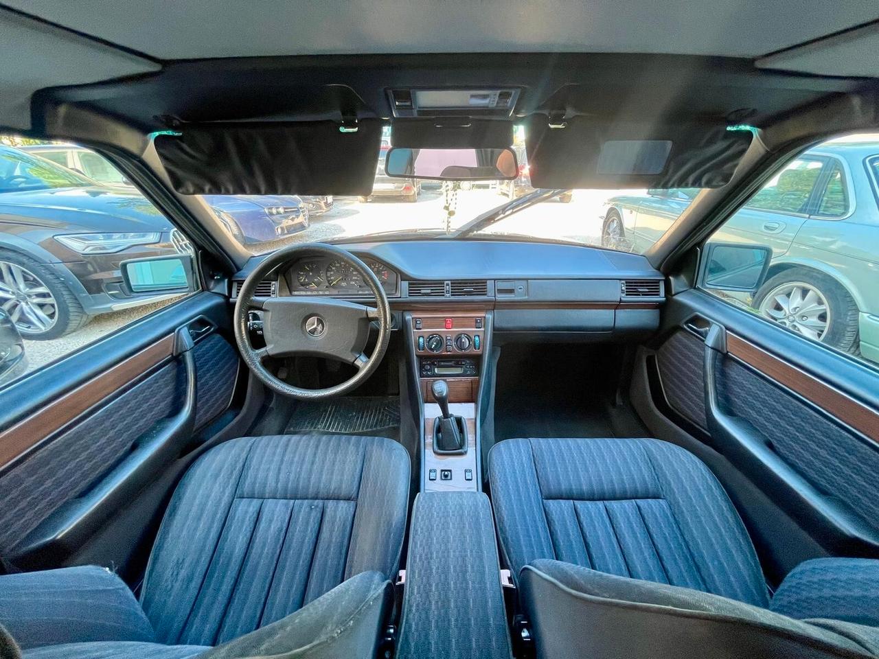 Mercedes-benz W124 200E - 1989