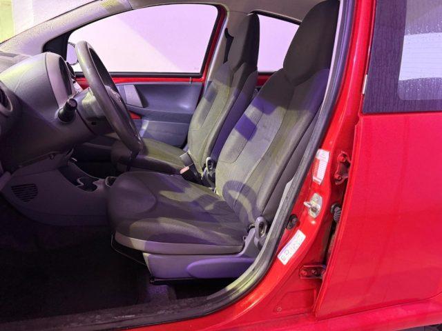 TOYOTA Aygo 1.0 12V VVT-i 5 porte Deep Ocean Connect