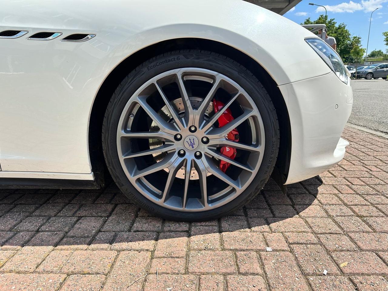 Maserati Ghibli SQ4 3.0 V6