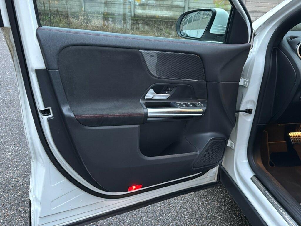 Mercedes GLA 200 200 D Premium 8G-DCT