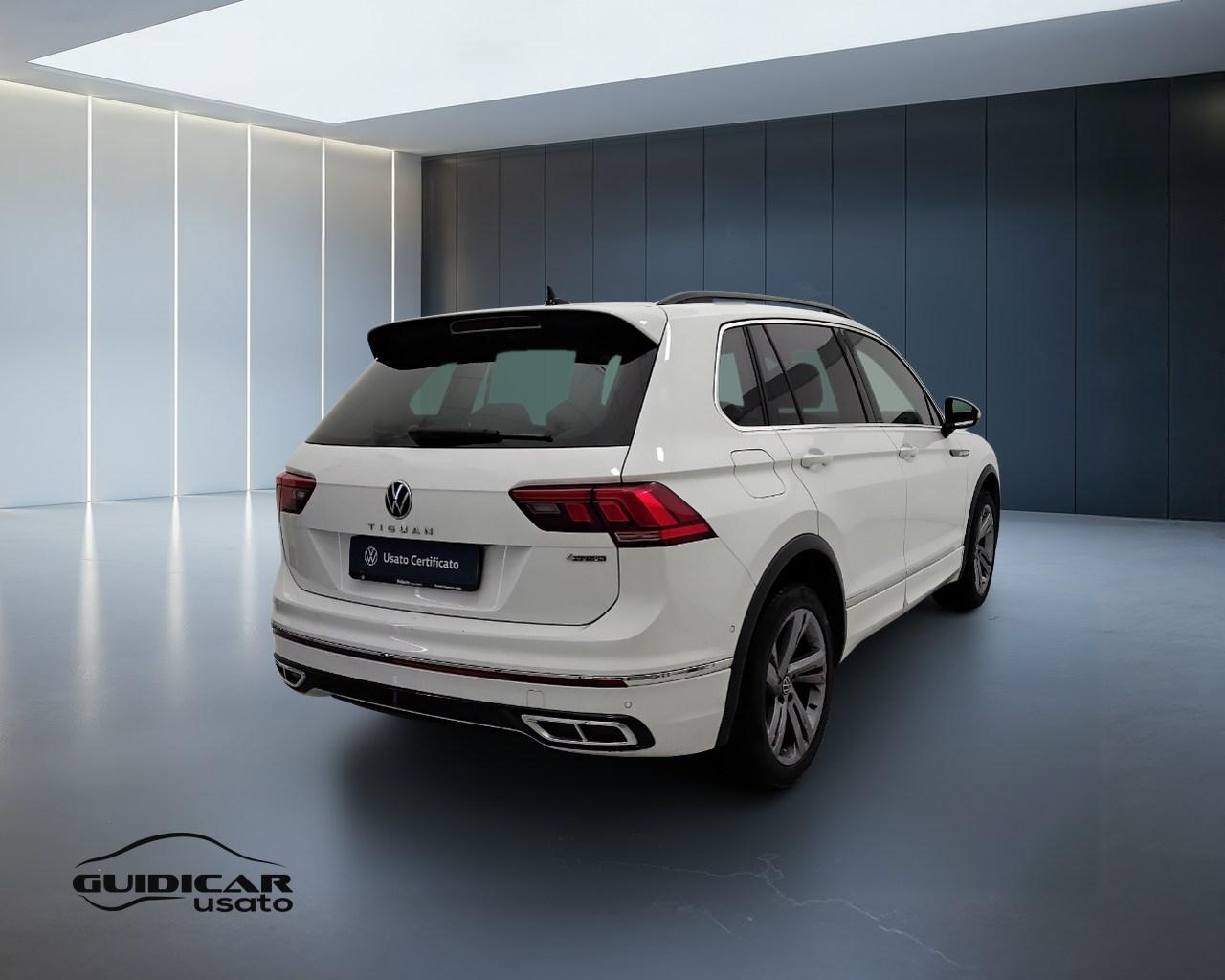 VOLKSWAGEN Tiguan II 2021 - Tiguan 2.0 tdi R-Line 4motion 150cv dsg