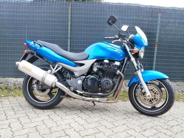 Kawasaki ZR 7 del 2003 compreso trapasso-tagliando-garanzia