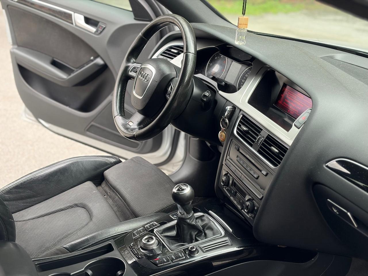 Audi A4 2.0 TDI 143CV SLINE - 2010 EURO5 MANUALE