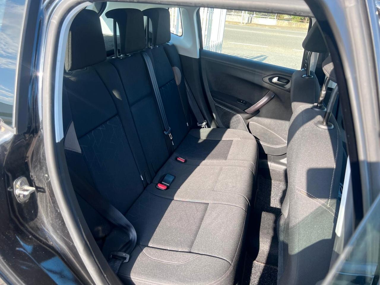 Peugeot 2008 1.2 VTi 82CV Allure