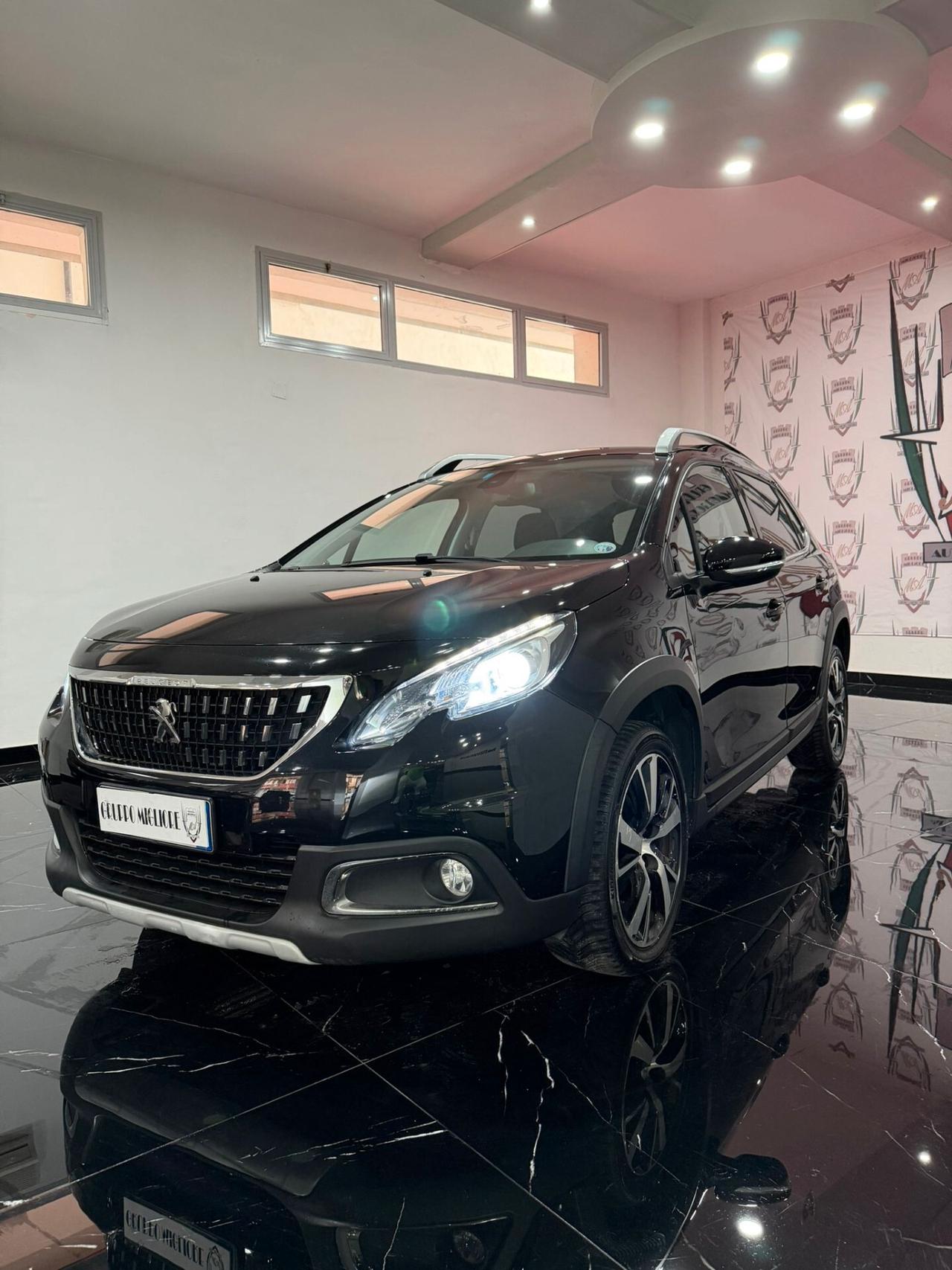 Peugeot 2008 BlueHDi 100 S&S Allure Pack