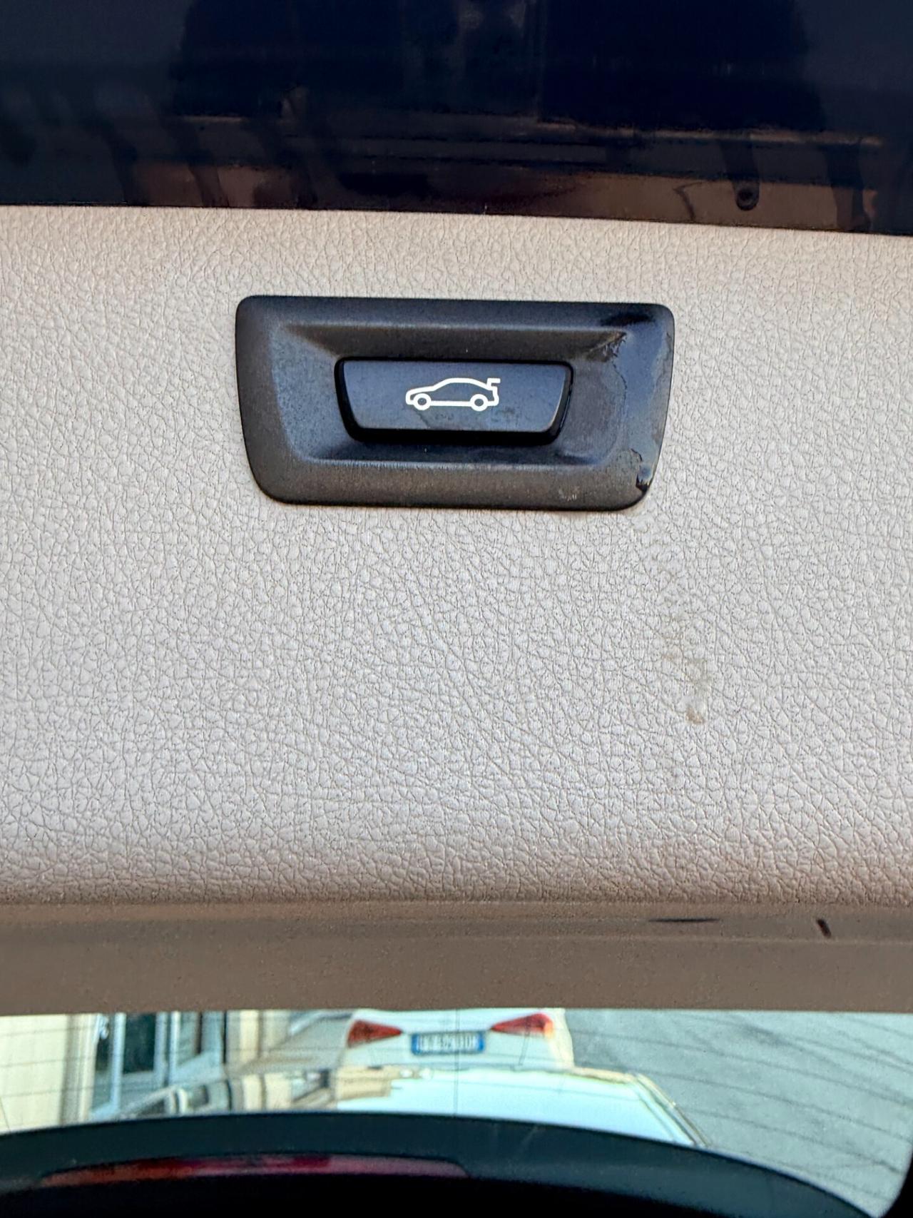 Bmw 320 d Touring Business auto NAVI,LED,BLUETOOTH,ANDROID AUTO,SENSORI DI PACHEGGIO,KM CERTIFICATI!