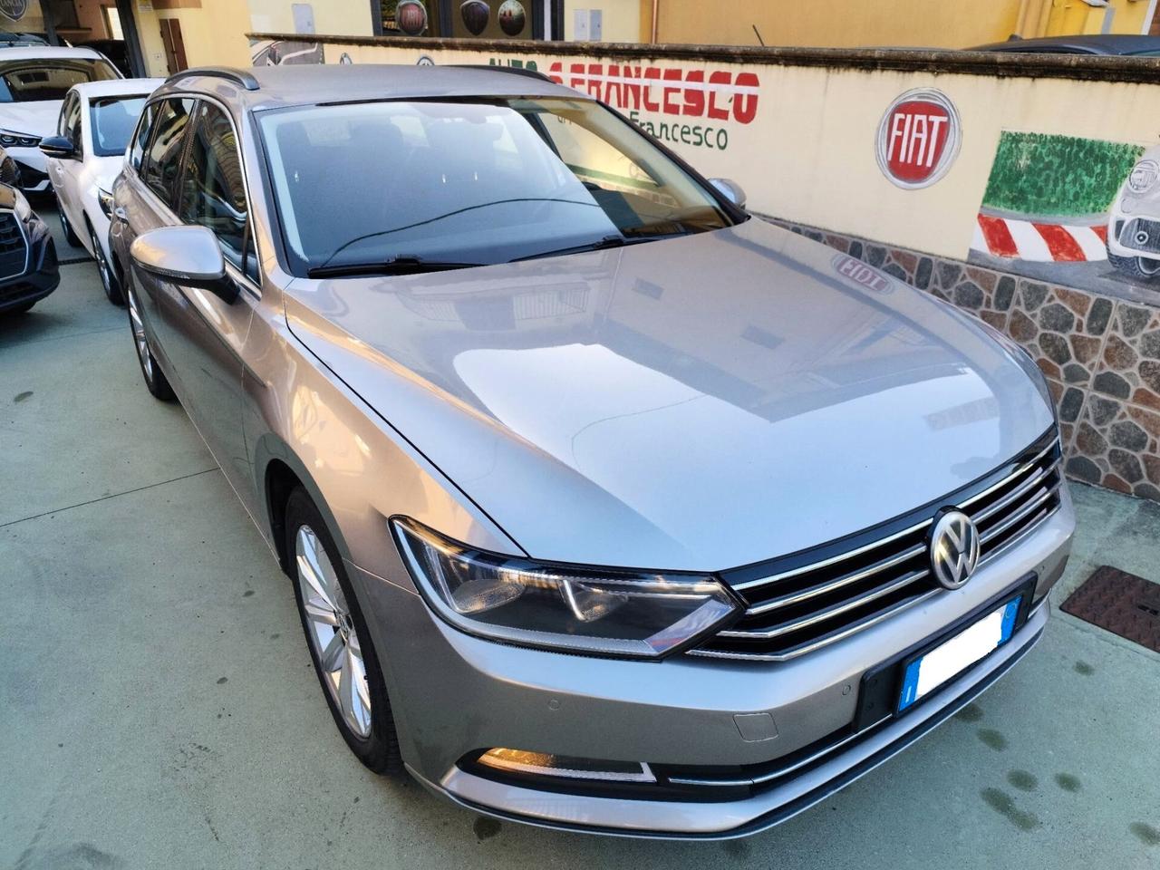 Volkswagen Passat 1.6 120cv - 2015