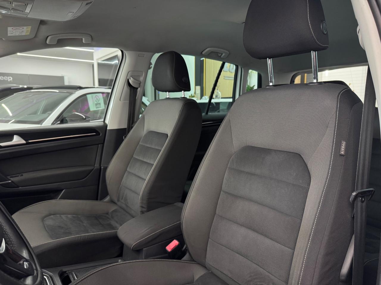 Volkswagen Golf Sportsvan 2.0 TDI DSG Highline BMT
