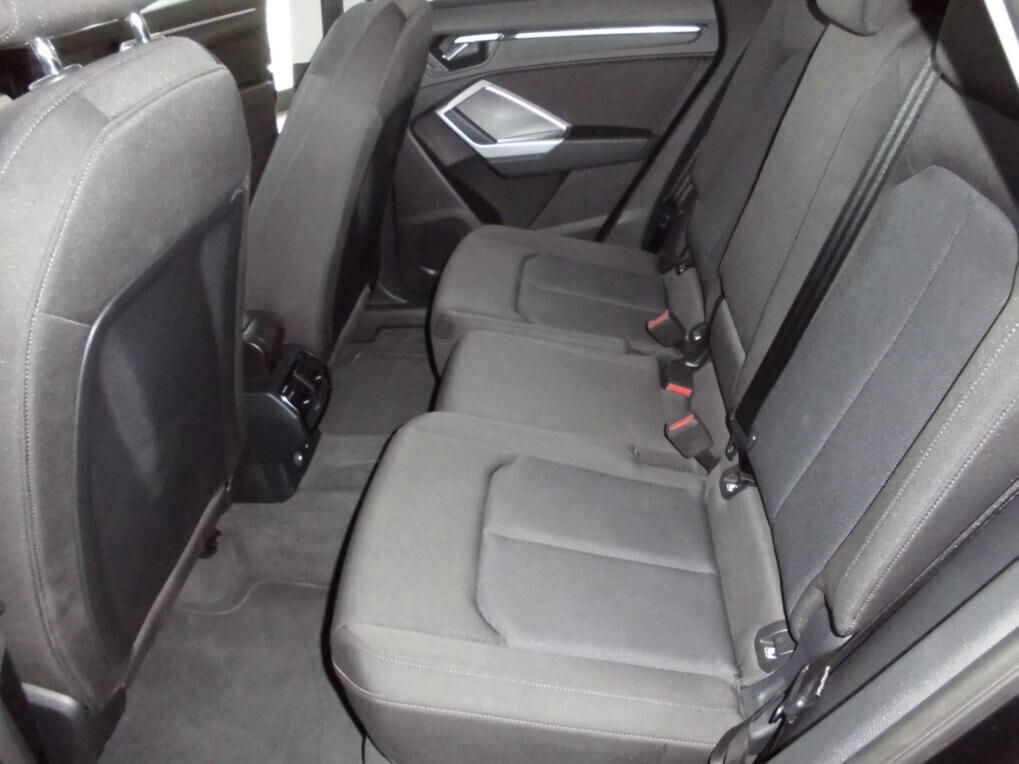 Audi Q3 2.0 TDI 150 CV S tronic Sport