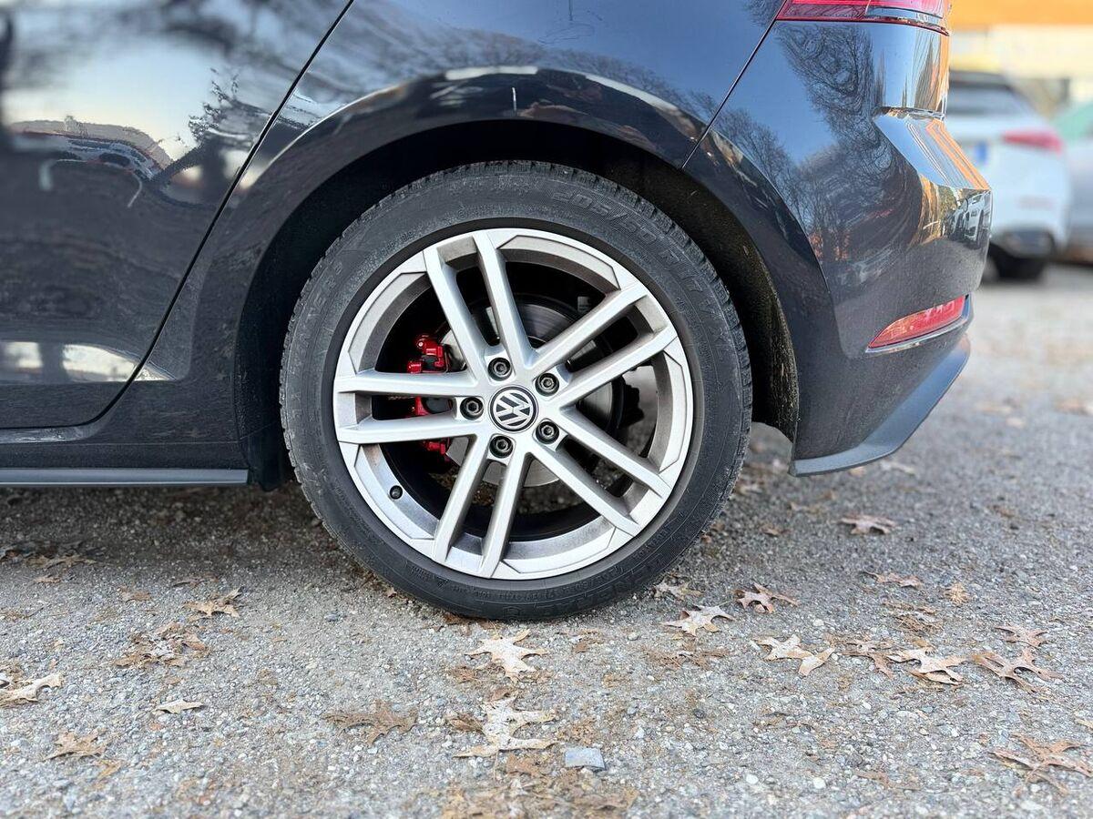 Volkswagen Golf 2.0 tdi Gtd 184cv dsg