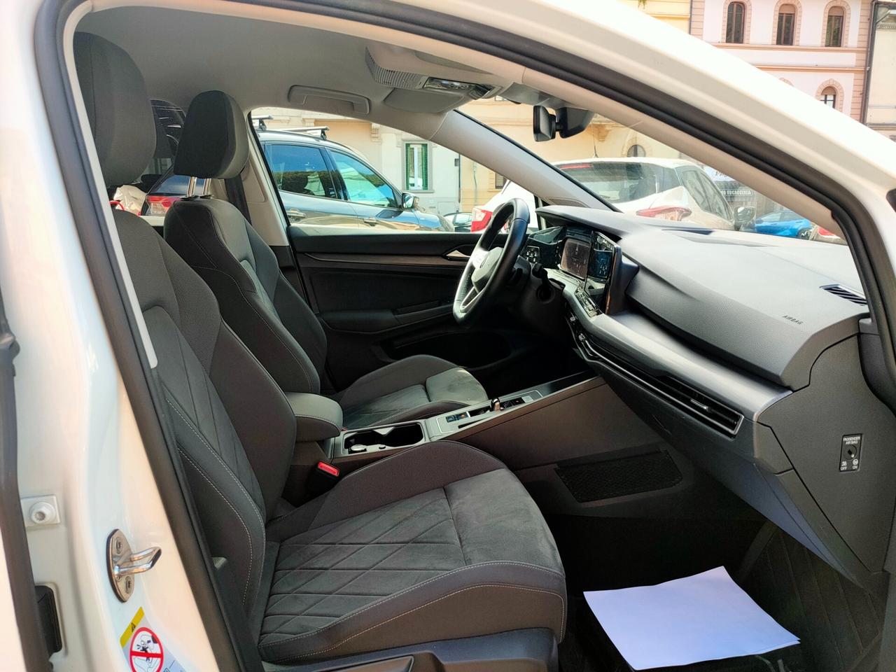 Volkswagen Golf Variant 1.5 TGI DSG Style