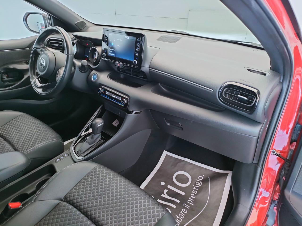 TOYOTA Yaris IV 2020 - Yaris 1.5h Style