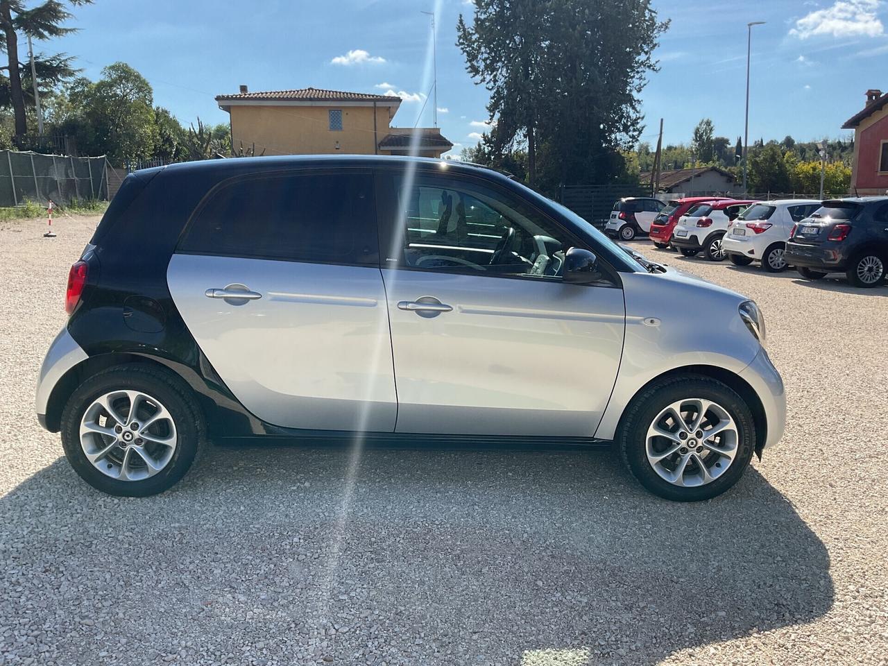 Smart ForFour 70 1.0 Passion