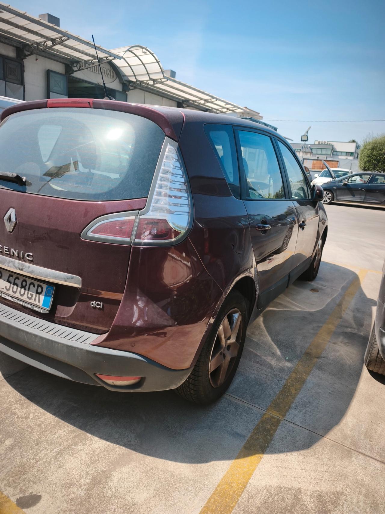 Renault Scenic Scénic XMod 1.5 dCi 110CV problemi al motore Start&Stop Live