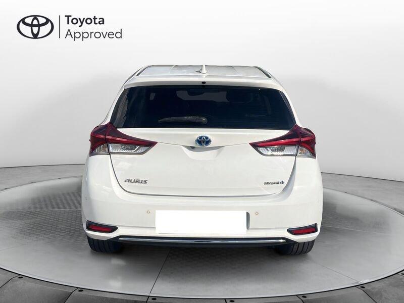 Toyota Auris 1.8 Hybrid Style