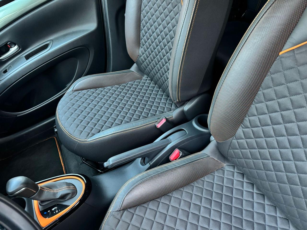 Toyota Aygo X 1.0 VVT-i 72 CV 5 porte LIMITED EDITION IVA ESPOSTA