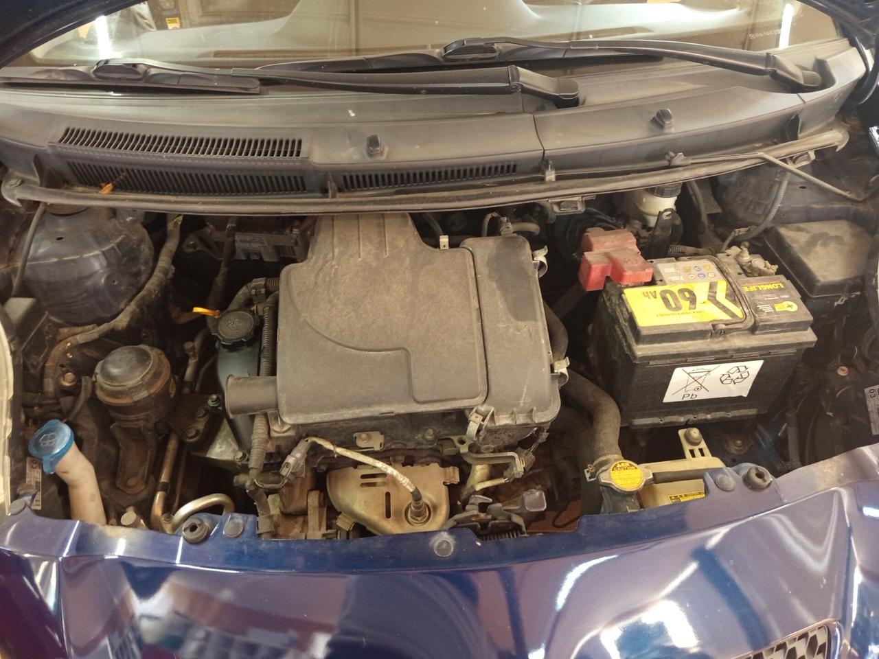 Toyota Yaris 1.0 5 porte, 126 Mila chilometri ok neopatentati
