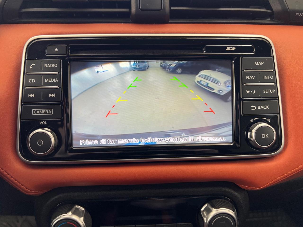 Nissan Micra 0.9 IG-T 12V 5 porte N-Connecta