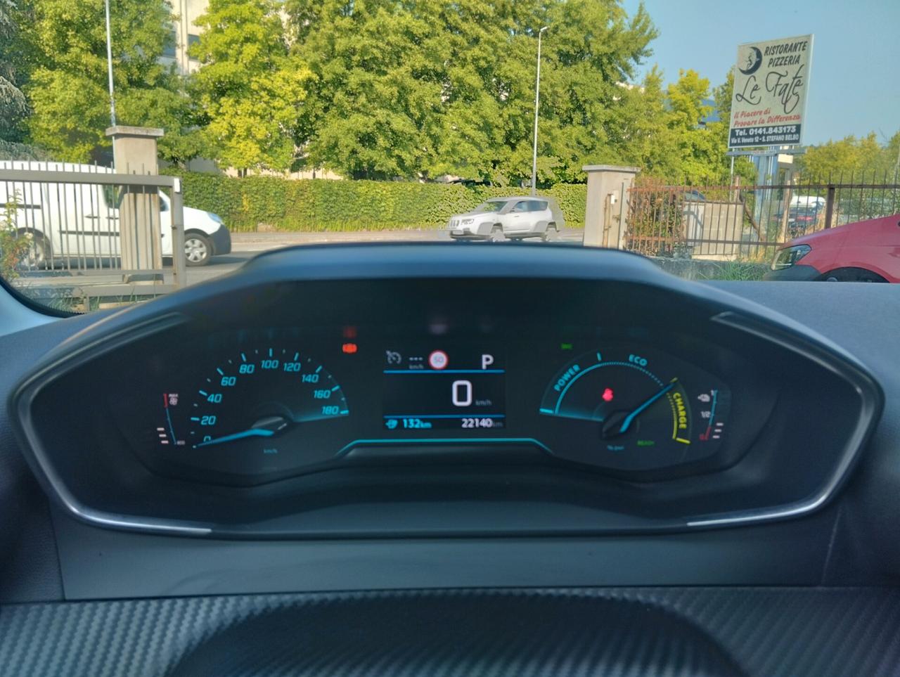 Peugeot 208 motore elettrico 136 CV 5 porte Active
