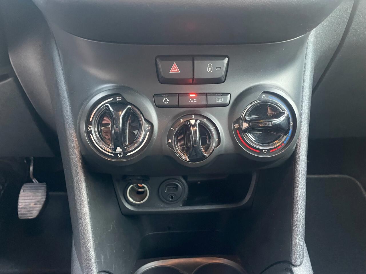 Peugeot 208 PureTech 82 5 porte Allure CINGHIA NUOVA!!!