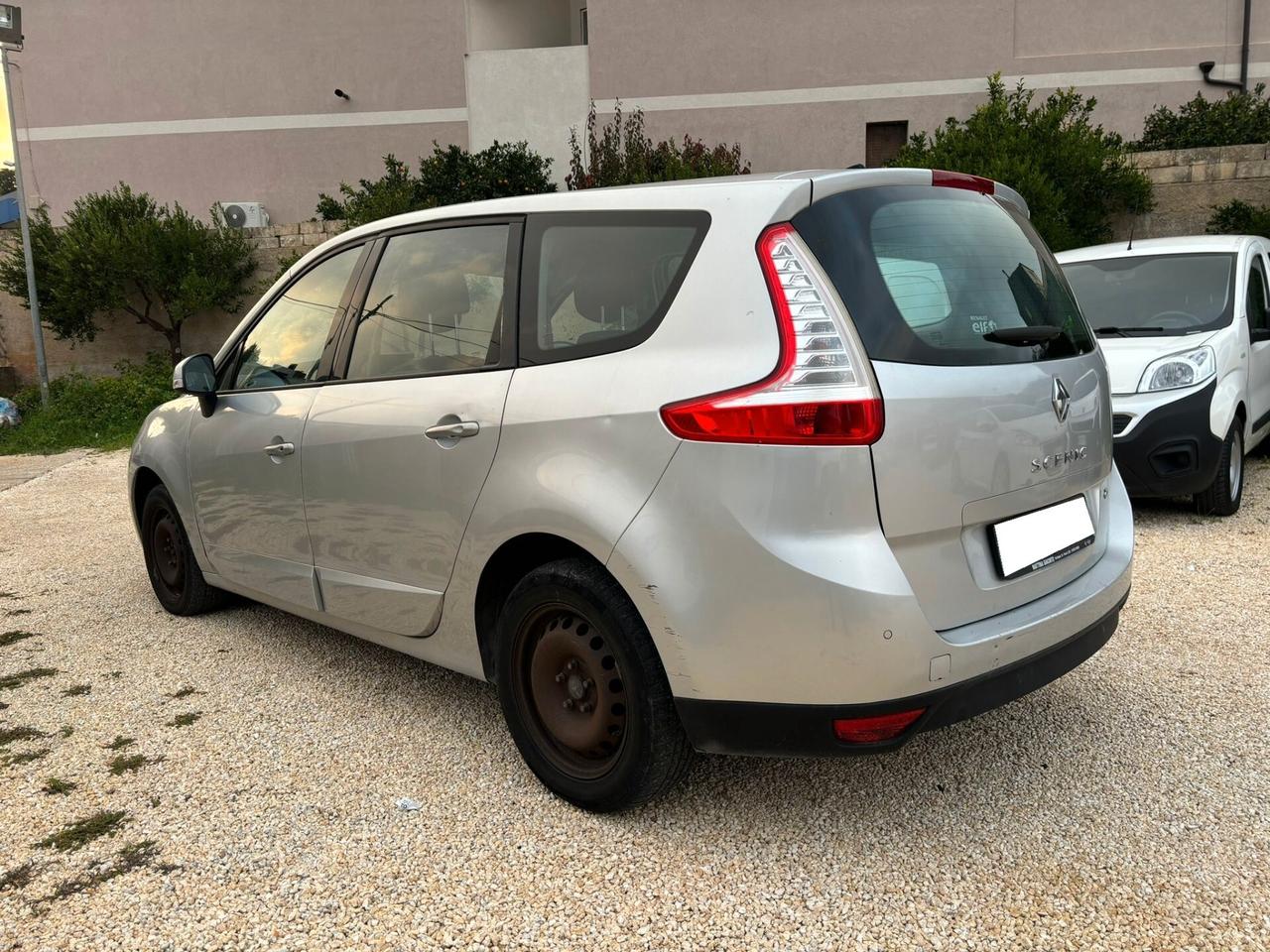 RENAULT SCENIC 1.5 DCI - 2009