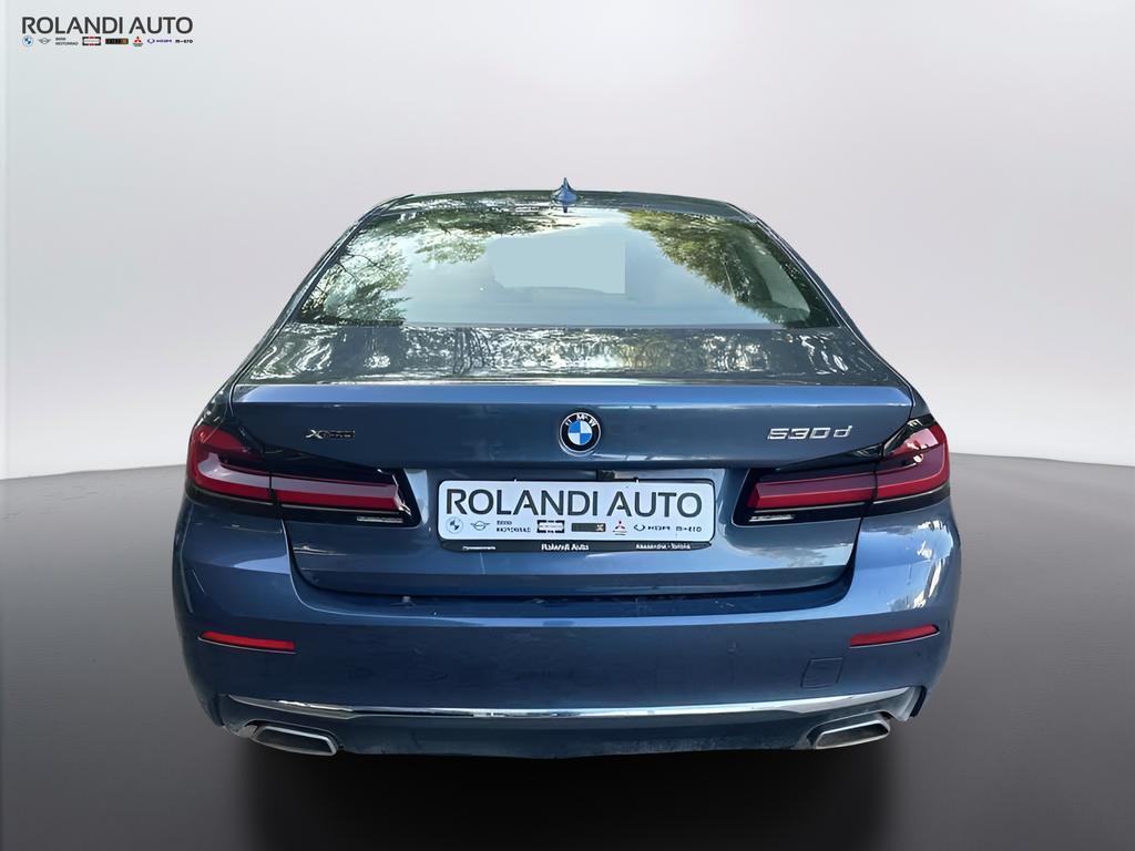 BMW Serie 5 Berlina 530 d Mild Hybrid 48V Luxury xDrive Steptronic