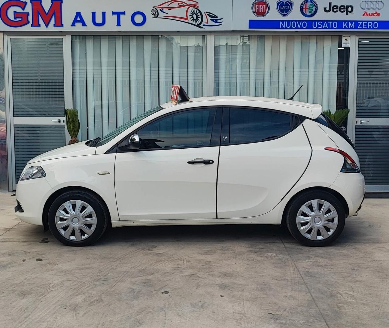 Lancia Ypsilon 1.2 GPL CON ANTIFURTO
