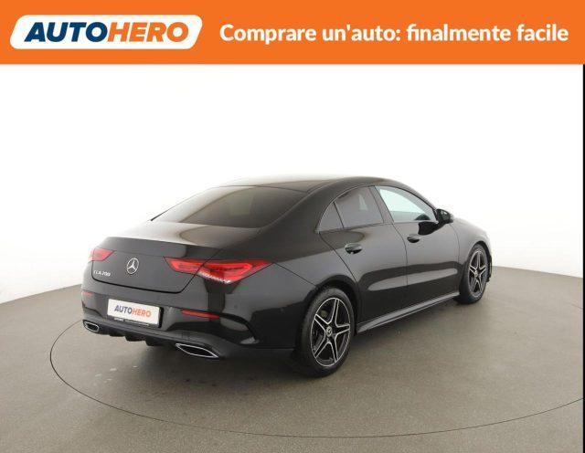 MERCEDES-BENZ CLA 200 Automatic Premium