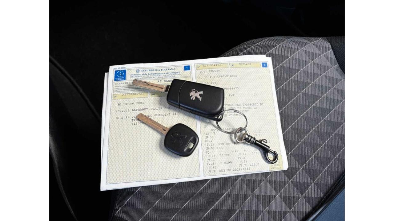 Peugeot 108 VTi 72 S&S 5 porte Allure